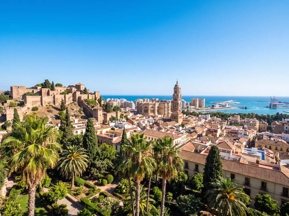 Private transfer route from Malaga Airport to Malaga city