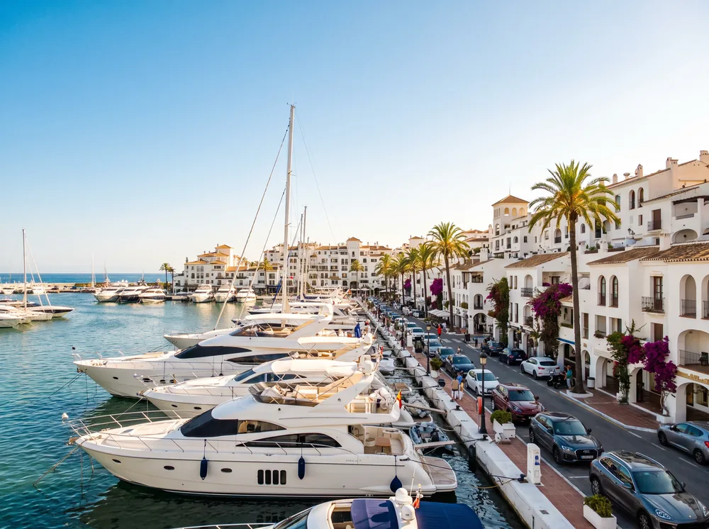 Private transfer route from Malaga Airport to Puerto Banus